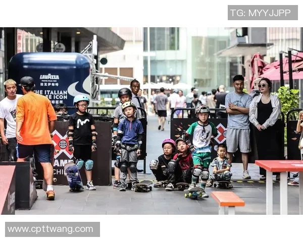 成都滑板精英赛精彩点评展现极限运动队的实力与风采 成都滑板精英赛精彩点评展现极限运动队的实力与风采