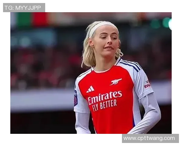 凯莉心目中的足球偶像是谁他在球场上的表现让她倾心不已